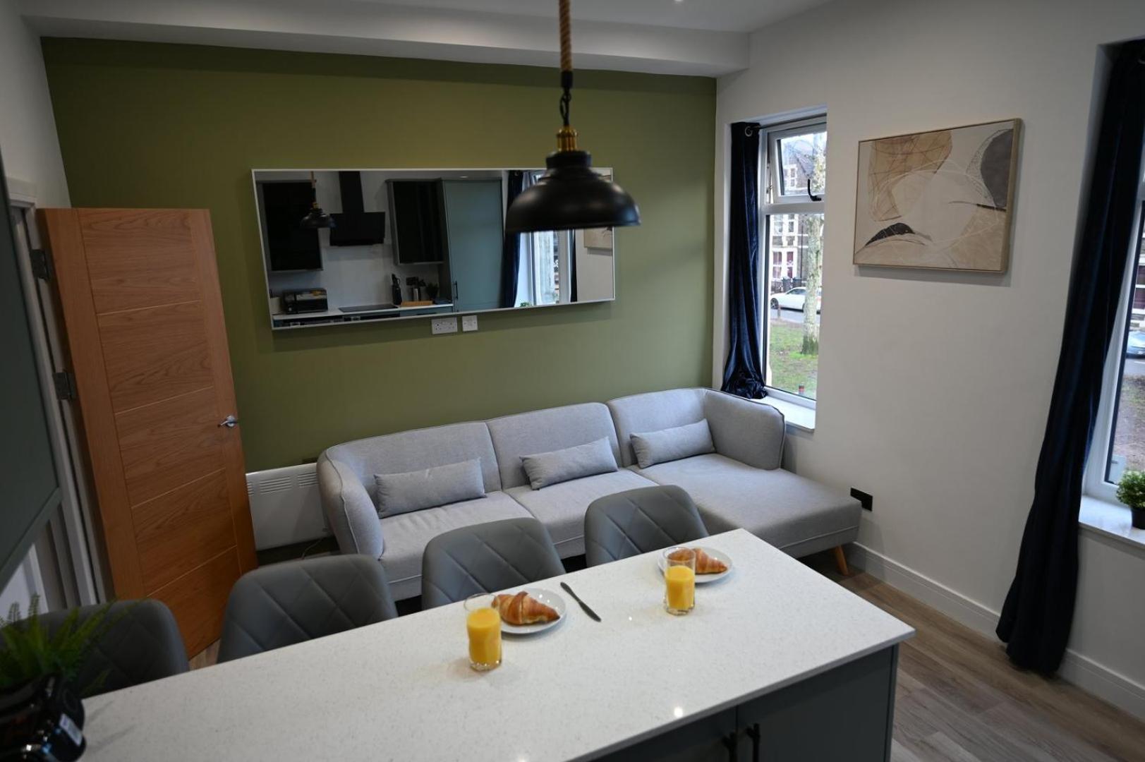 Luxury Two Bed Apartment - Cardiff City Centre Exterior photo